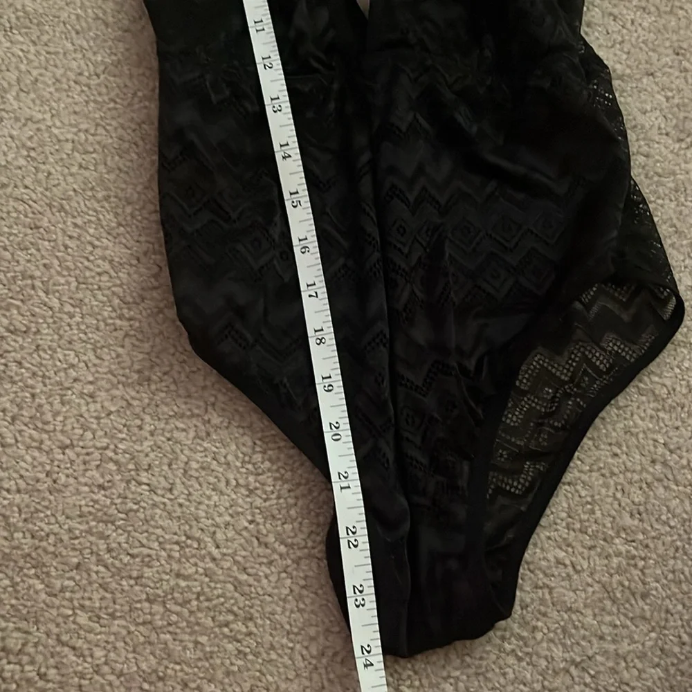 “Nicole Miller- Lingerie Body Suit size small”
